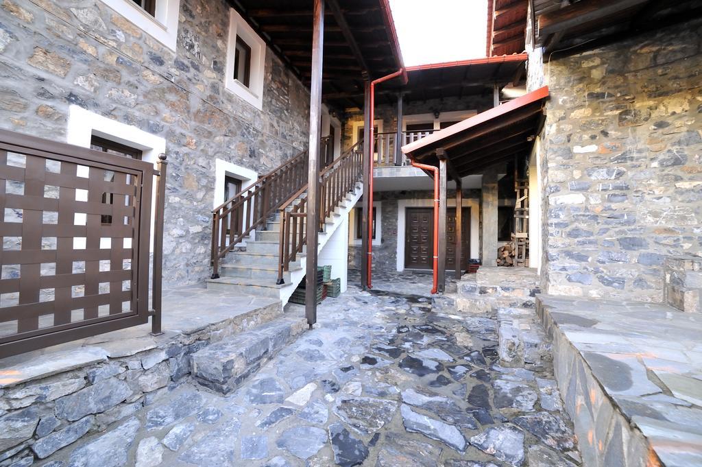 Guesthouse Papastoikou Agios Athanasios  Buitenkant foto